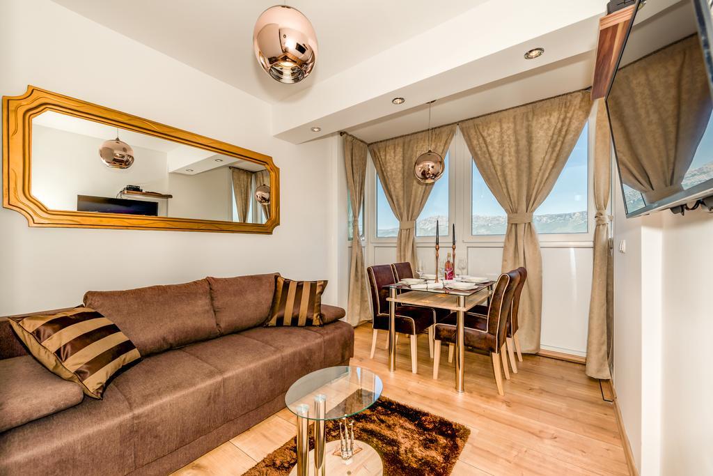 Apartment Noa - Self Check In สปลิท ภายนอก รูปภาพ