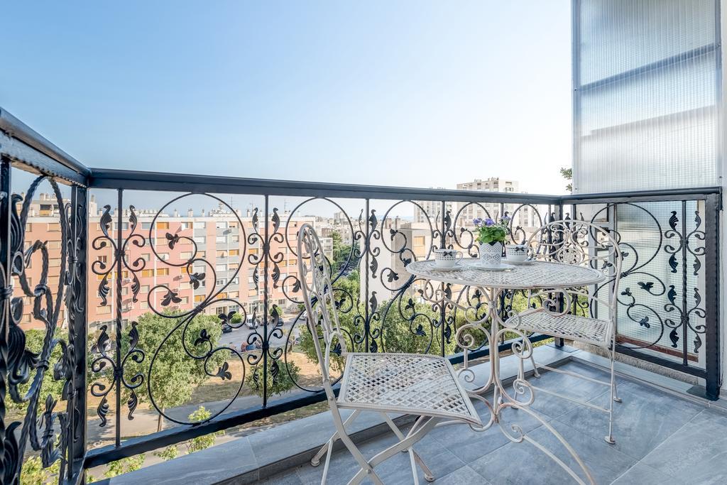Apartment Noa - Self Check In สปลิท ภายนอก รูปภาพ